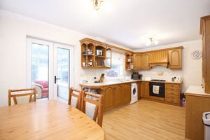 Kitchen/Diner- click for photo gallery